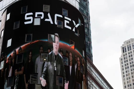 SpaceX hit by surging AI costs as insiders prepare to sell their shares
