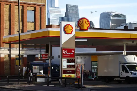 U.S. pressures European allies to release diesel reserves as Trump considers export ban