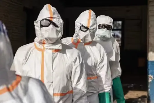 U.S. to tighten Ebola screening with new air passenger declarations